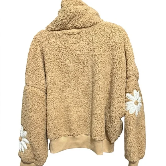 SO Tan Teddy Jacket with White Floral Design - Picture 3 of 8